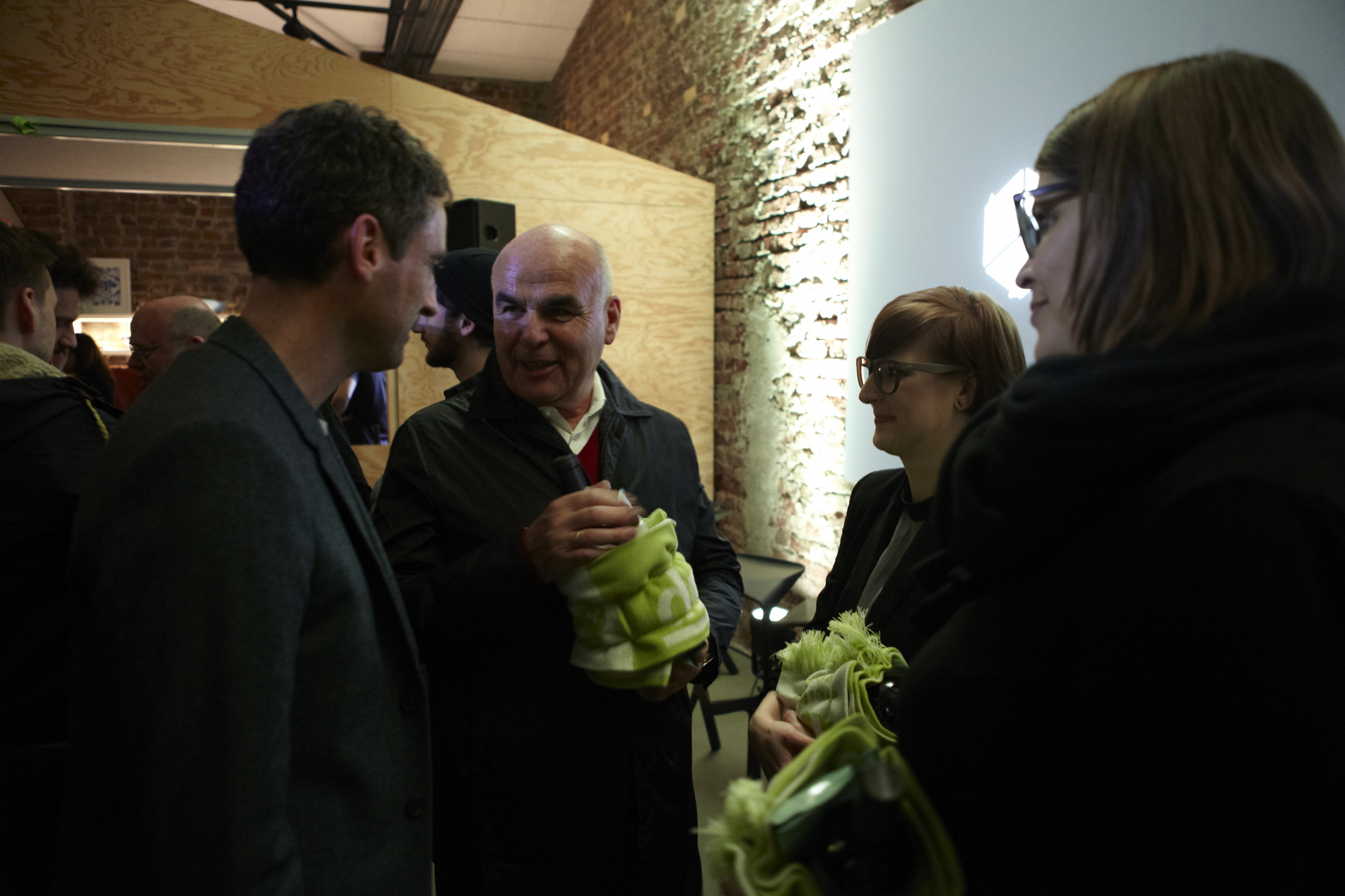 Foto Salon D Gäste Clemens Unterhaltung